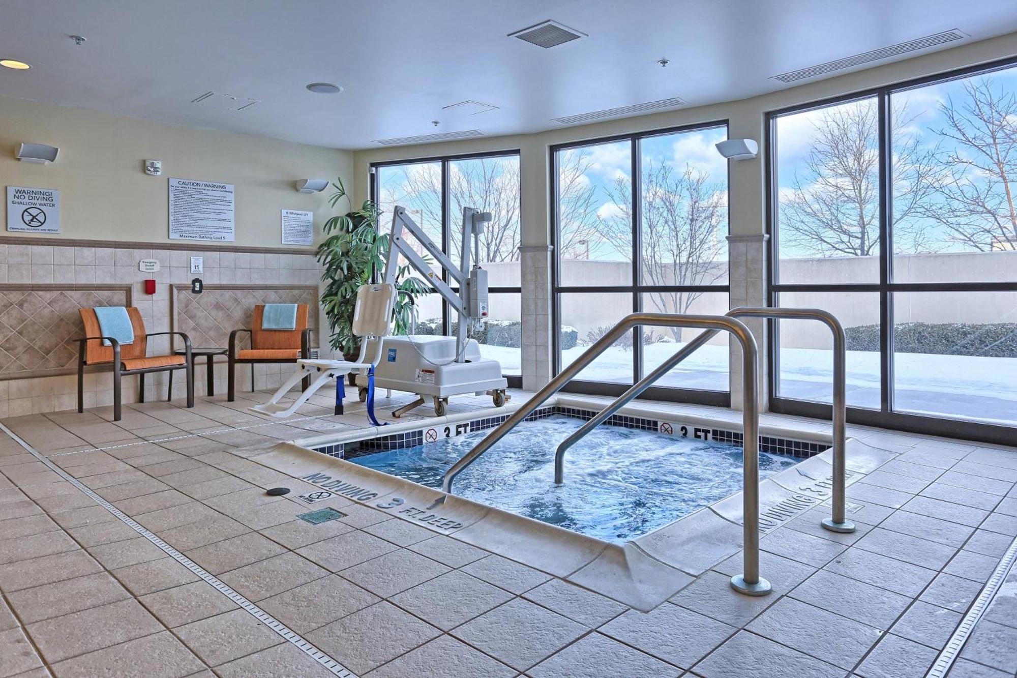 Courtyard By Marriott Harrisburg West/Mechanicsburg Buitenkant foto