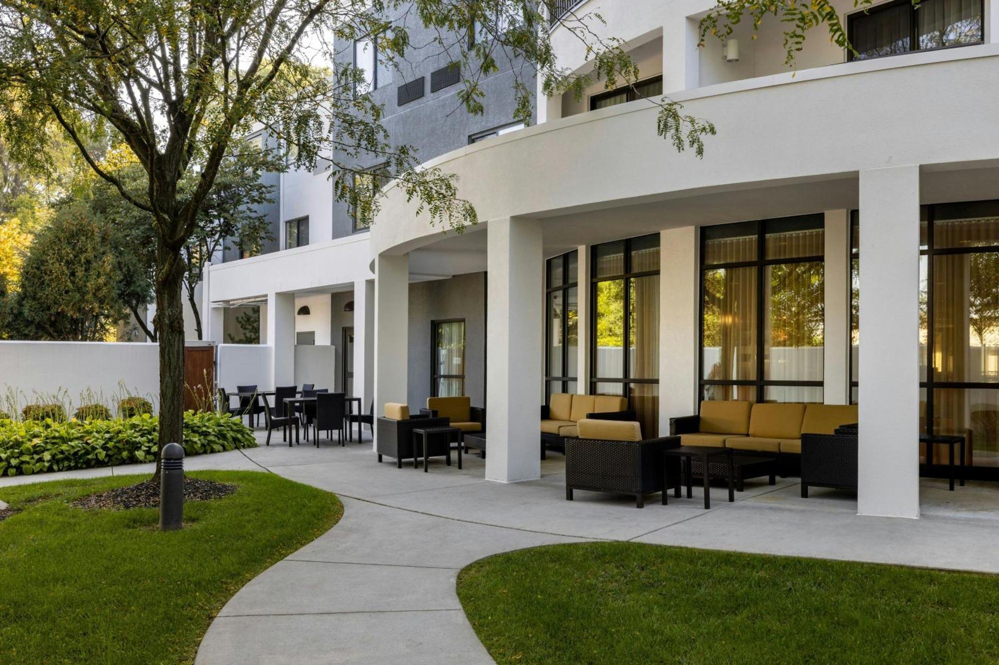 Courtyard By Marriott Harrisburg West/Mechanicsburg Buitenkant foto
