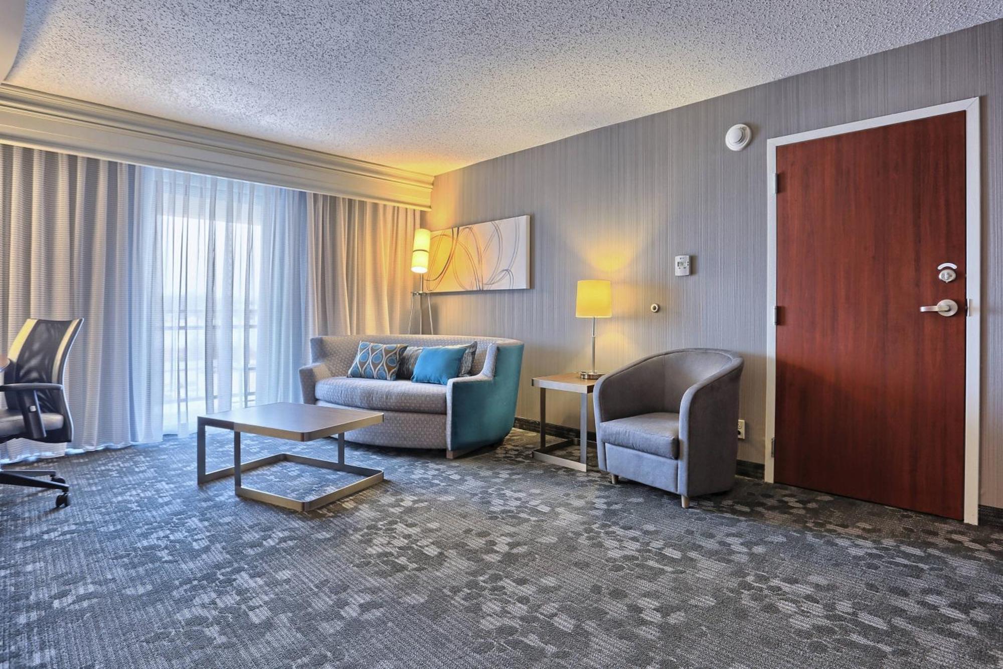 Courtyard By Marriott Harrisburg West/Mechanicsburg Buitenkant foto